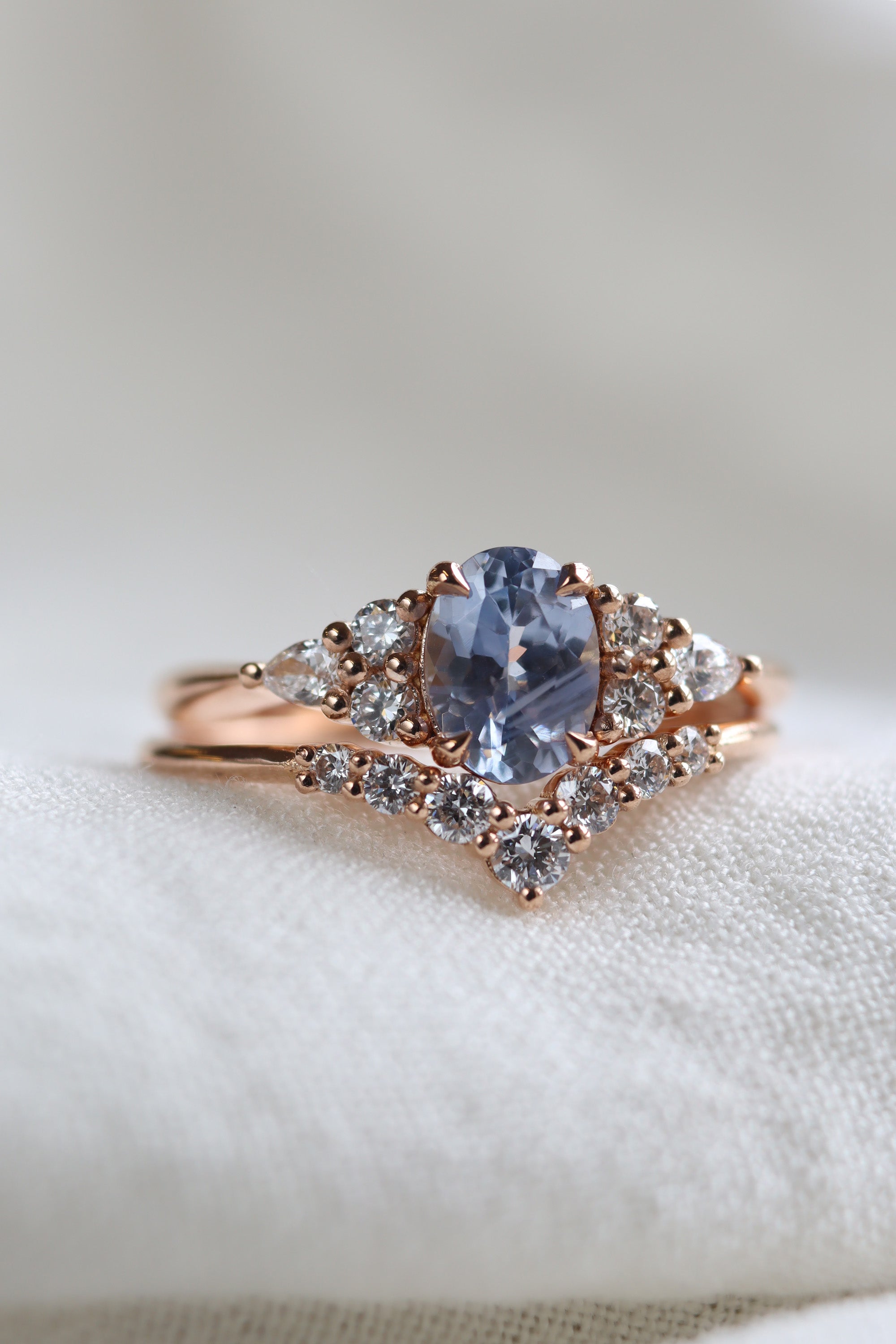 How to match a wedding band to your engagement ring: tips for your perfect pairing