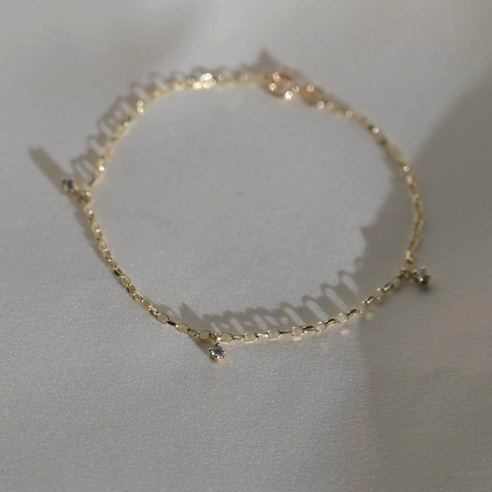 9ct Gold Delicate Diamond Drop Bracelet