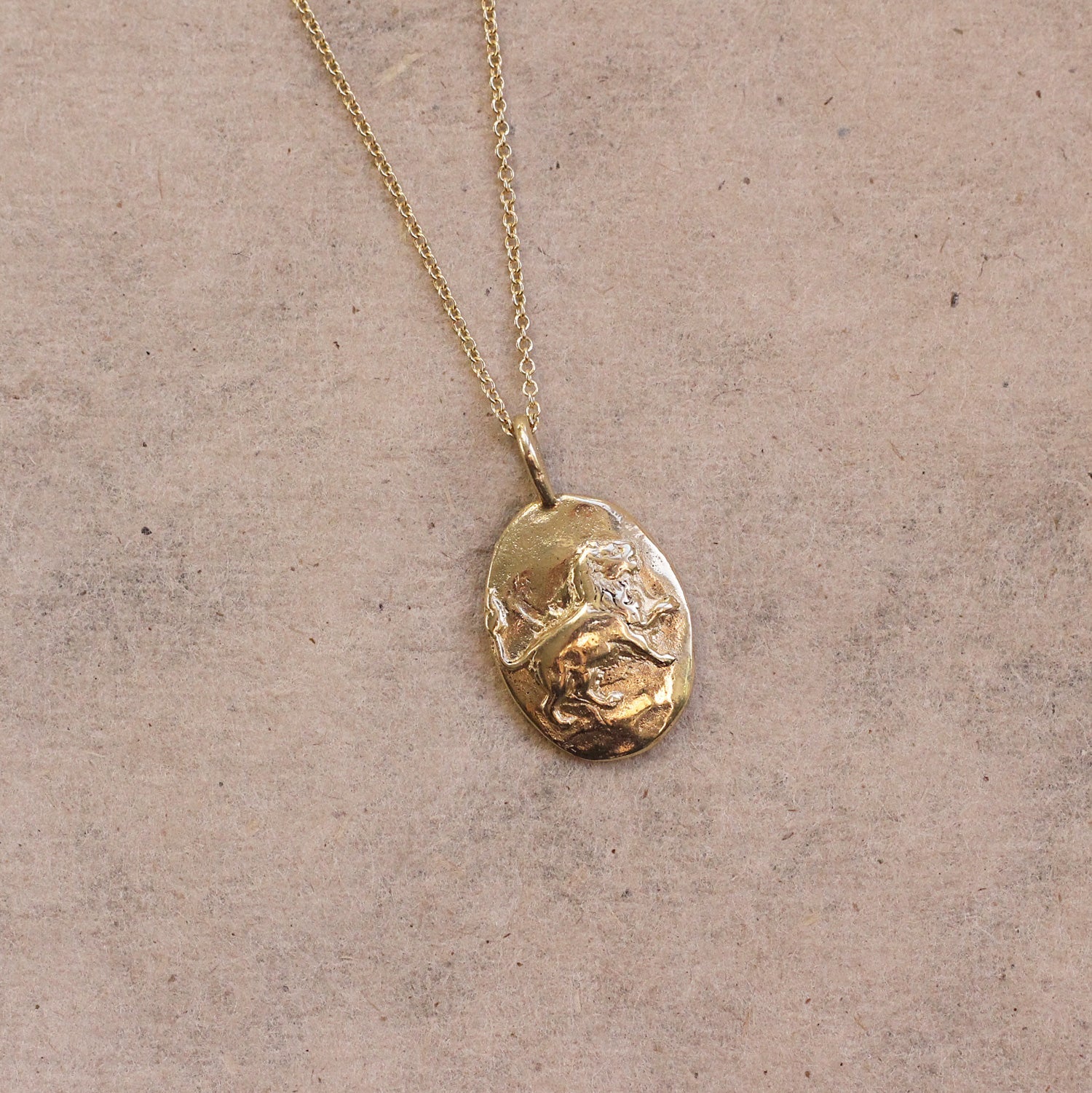 9ct Gold Personalised Leo Necklace