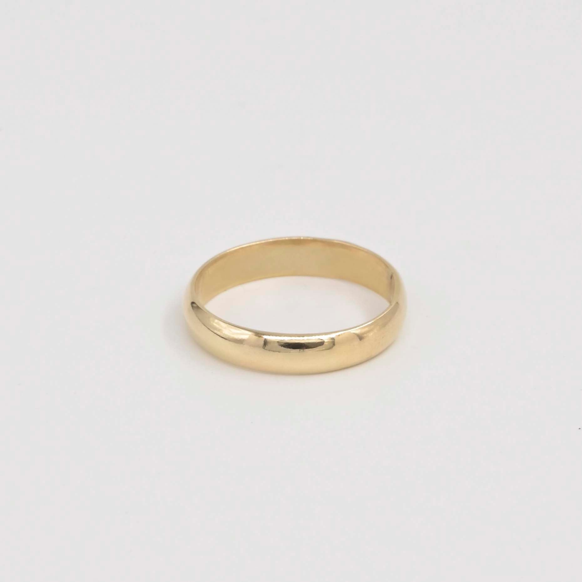 9ct Yellow Gold 4mm Wedding Ring